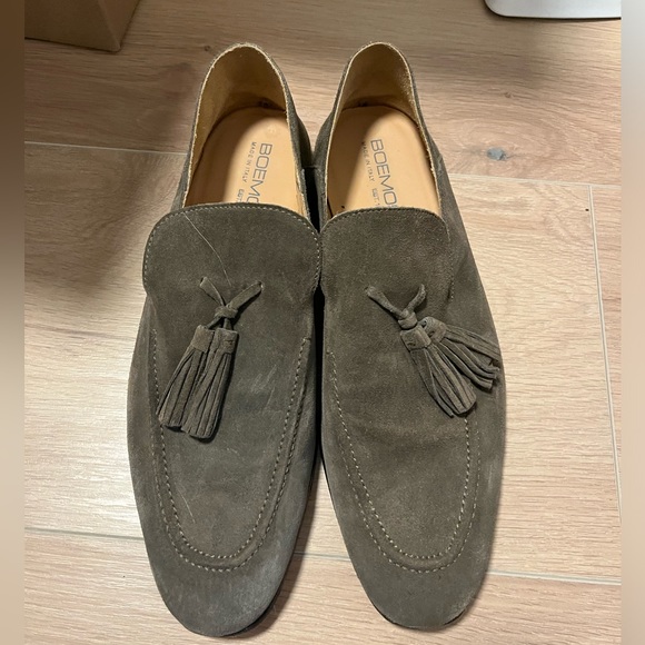 Boemo Italian Suede Loafer with tassel - Picture 1 of 2